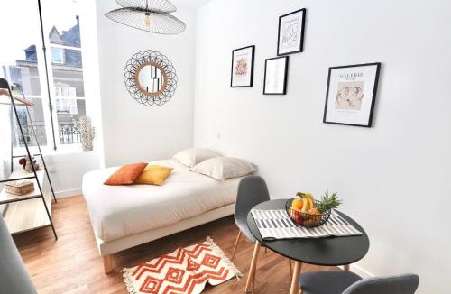 Pontivy Apartment | Napoléon Gare 5 STUDIO 1er Etage ByLocly
