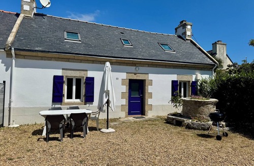 Loctudy House | Natural coolness: authentic 3* fisherman's cottage, steps from the ocean