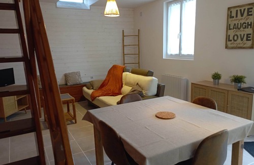 Soudan House | Nature Cottage – Peaceful stay & pool access – Les Gîtes du Petit Marcel
