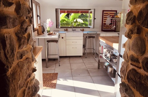 Itxassou Apartment | Nature gite (2 suites) near Espellette and Cambo les bains Pets welcome