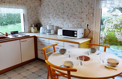 Tregastel House | Neo-Breton at the edge of the water and near the center!