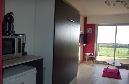 Saint-Pierre-Quiberon Apartment | New 180 ° panoramic sea view studio on Quiberon bay and beach access