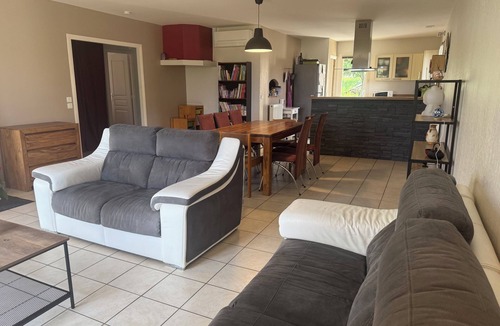 Tallende House | *New* House 7 persons, garden and air conditioning