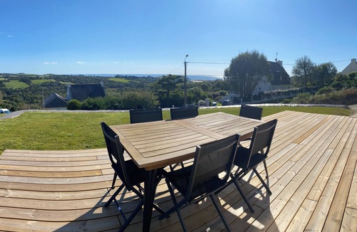 Crozon House | New house with panoramic view between land and sea for 6 people in Crozon