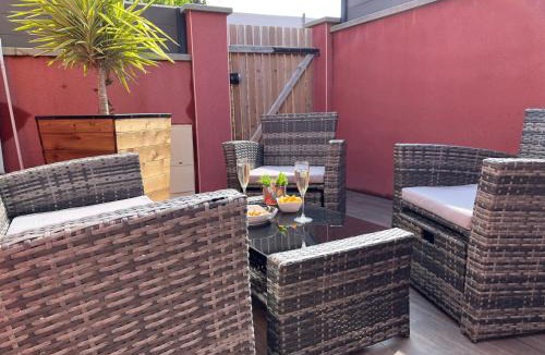 Tourlaville House | - NEW - La TerraCalm - WiFi/Netflix