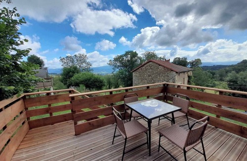 La Chapelle-Agnon House | New: Maison Neuve Coeur Parc Naturel Terrace/Garden Pets welcome
