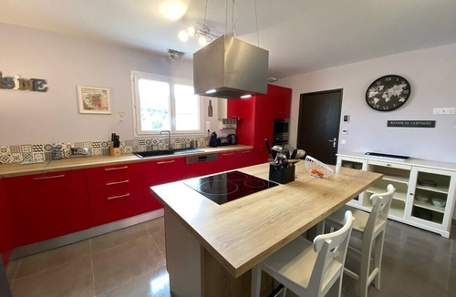 Saint-Pee-sur-Nivelle House | New villa 10pers 4Chs St Pée Basque Country garden