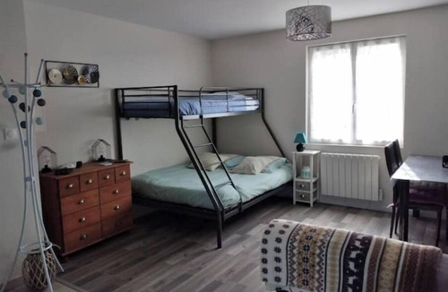 Paray-le-Fresil House | Newly renovated detached house