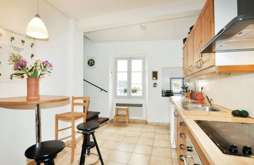 Ceret House | Newly renovated three-story 16th-century house in central Ceret