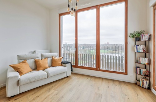 Torcy Apartment | Nice 1BR flat with lovely terrace and parking