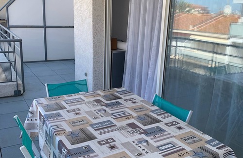 Mediterranee Apartment | Nice and large T3 fully air-conditioned, right in the center, 80 m from the beach
