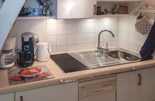 Le Pouldu Apartment | Nice apartment in Clohars-Carnoët with WiFi
