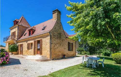 Saint-Crepin-et-Carlucet Apartment | Nice Apartment In St Crépin-Et-Carlucet