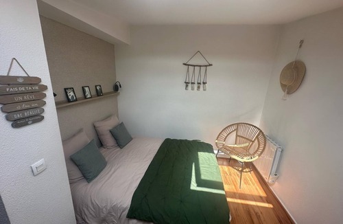 Gieres Apartment | Nice duplex in quiet Grenoble suburb, 10 minutes from campus