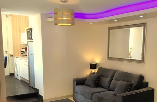 Montlucon Apartment | Nice furnished and equipped F1 with shared courtyard in the city center