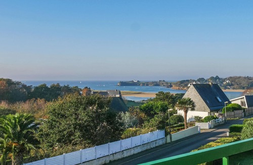Guidel-Plages House | Nice home in Guidel with WiFi