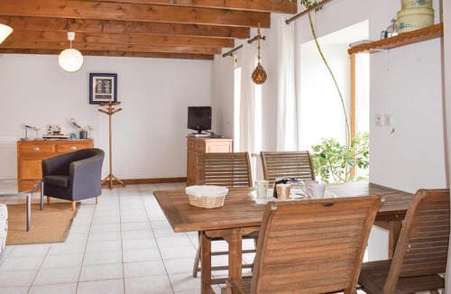 Pommerit-le-Vicomte House | Nice home in Pommerit le Vicomte with 2 Bedrooms