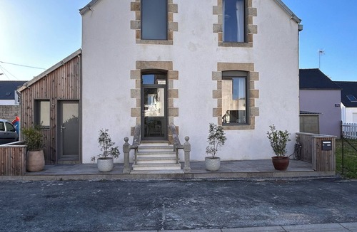 Treffiagat House | Nice house from the 30's completely renovated, 50 m from the sea!