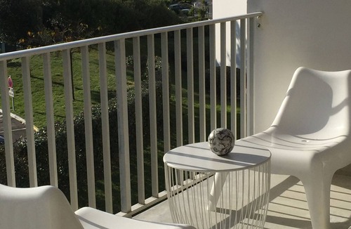 Quiberon Apartment | Nice sea view, south facing, Wifi, Parking, 50 m from beach & Thalasso