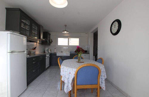 Guilberville Cottage | Normandie (Manche) 4-star GITE de CHARME, spacious, comfortable, enclosed garden