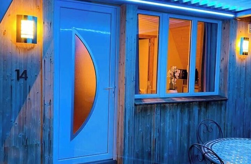 Metabief House | Nouveau chalet romantique à la montagne avec jacuzzi et sauna privatif
