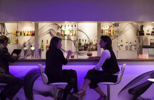 Ury Hotel | Novotel Fontainebleau Ury