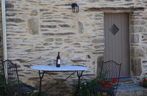Rochefort-en-Terre House | "Number 26" Town House