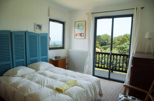 Saint-Jean-de-Luz Apartment | Ocean view, st jean de luz (64) appartment standing in villa, 7 pers