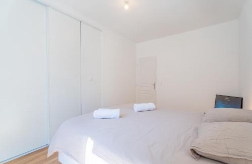 La Celle-sous-Gouzon Apartment | Old Nice, LE COUVENT gorgeous flat with conditioning