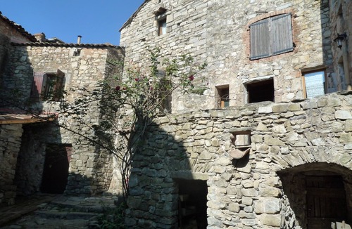 Les Salles-du-Gardon House | Old stone Cévennol Mas isolated in the forest