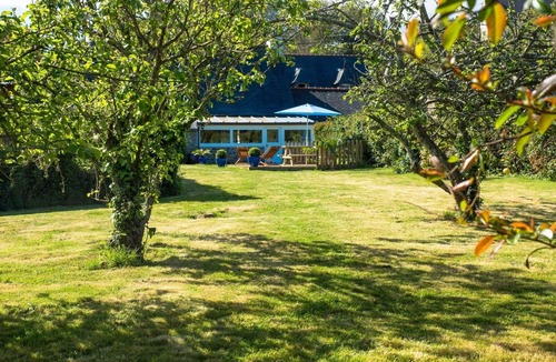 Crozon House | Old stone house between Crozon and Camaret (sea 200m)