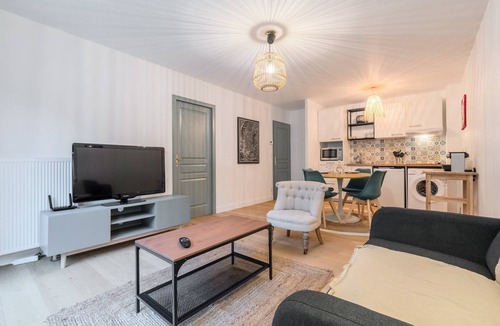 Croix Apartment | One bedroom apartment with terrace