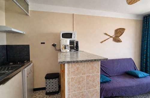 La Jetee Apartment | One Bedroom apartement with sea and marina view