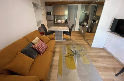 Ax-les-Thermes Apartment | Orry D'oriège, Studio de Plain-pied, Centre Ville AX, Label "Ax Qualité Confort"