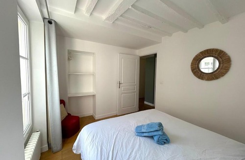 Quartier de la Porte-Saint-Denis Apartment | Outstanding and sunbathed 3 br