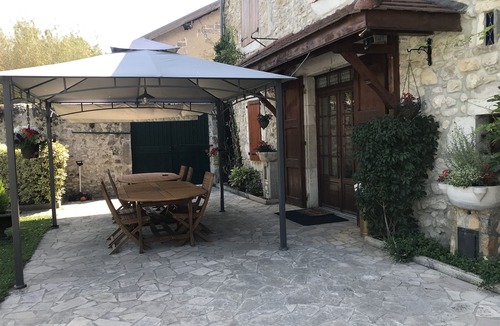 Sainte-Marie-dʼAlloix Bed & Breakfast | Paganini room, 2 people for more people contact the owner