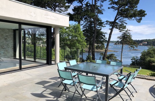 Paimpol House | PAIMPOL Vast renovated property, indoor swimming pool, jacuzzi, hammam