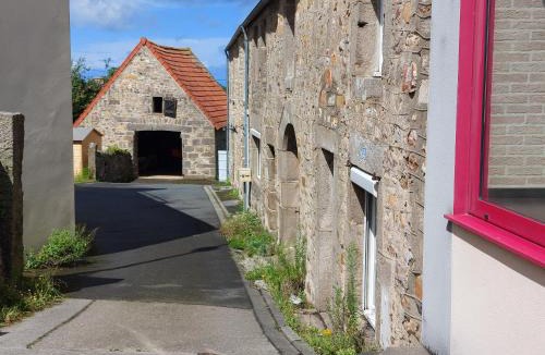 Les Pieux House | Paisible