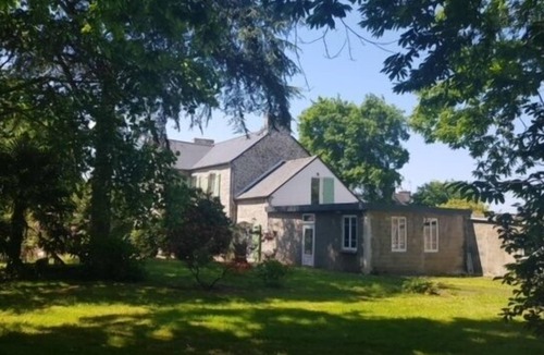 Begard House | Parc Huellan - avec grand jardin