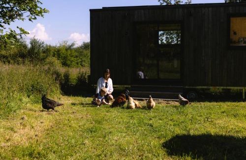 Faverolles Cabin | Parcel Tiny House Guilde - Tiny House dans une ferme à 20 min du zoo de Beauval MAE-0433