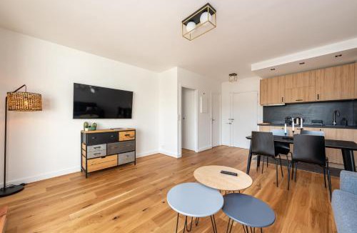 Neuilly-sur-Seine Apartment | Paris Champs-Elysées/Neuilly 2 pièces avec terrasse