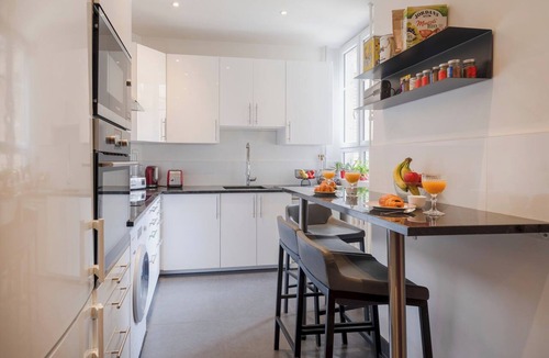 Neuilly-sur-Seine Apartment | Paris Palais des Congrès Residence