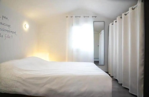 Bas-Vernet Apartment | Parking rue gratuit Centre ville Wifi offert