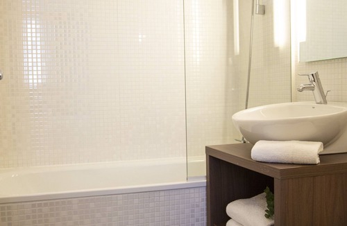 Ferrieres-en-Brie Hotel | Paxton Paris MLV