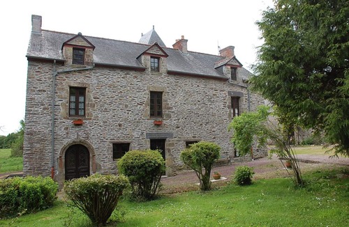 Comblessac House | PEACE, PRIVACY AND HISTORY—ALL WRAPPED UP IN A MAGICAL SETTING!