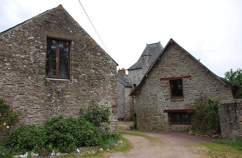 Comblessac House | PEACE, PRIVACY AND HISTORY—ALL WRAPPED UP IN A MAGICAL SETTING!