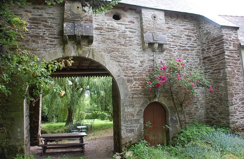 Comblessac House | PEACE, PRIVACY AND HISTORY—ALL WRAPPED UP IN A MAGICAL SETTING