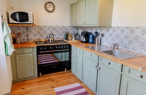 Beaugas House | Peace, views, comfort & charm in the French countryside
