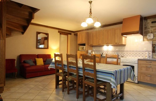 Sortosville-en-Beaumont Cottage | Peaceful semi-detached house in Sortosville-en-Beaumont