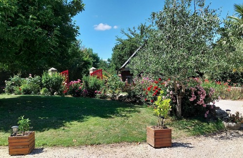Berric House | Peaceful hamlet house 12 km from the sea and 17 km from Vannes.